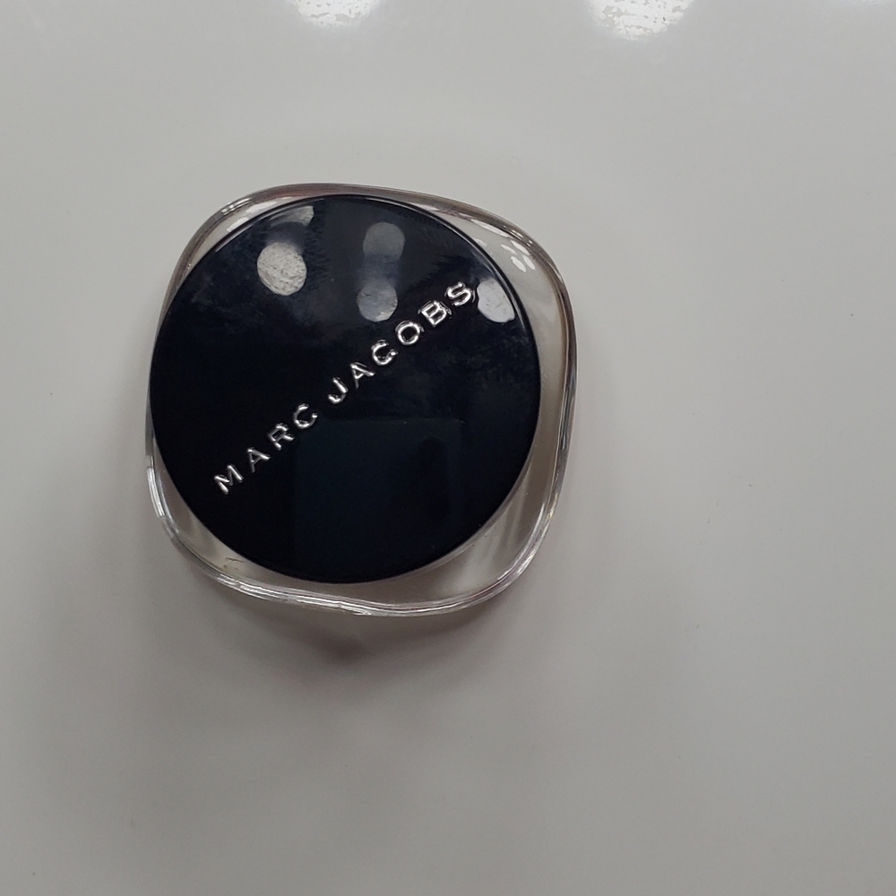 Marc Jacob's concealer